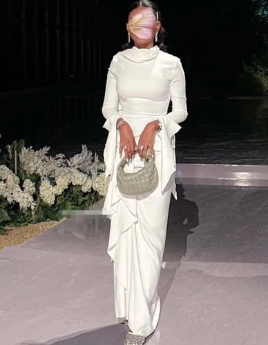 W114فستان سهرة بأكمام طويلة