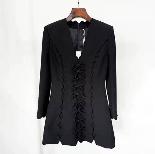 164 فستان أسود قصير