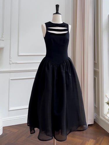 W56فستان اسود منفوش مع تدخيلة مخمل