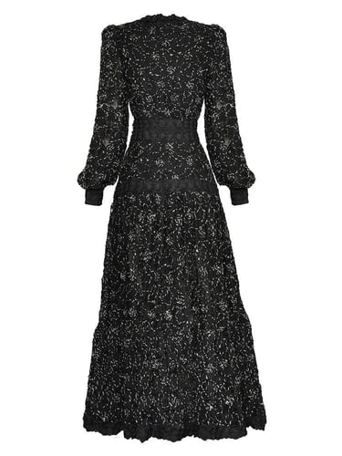 W84فستان دانتيل مع خيوط صوف