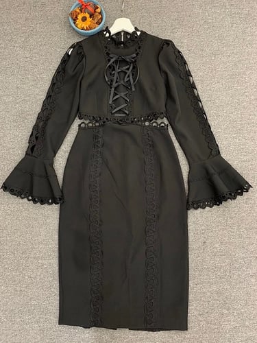 W40فستان ماسك