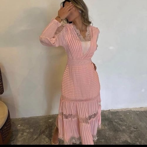 W6 فستان شيفون مع دانتيل ميد