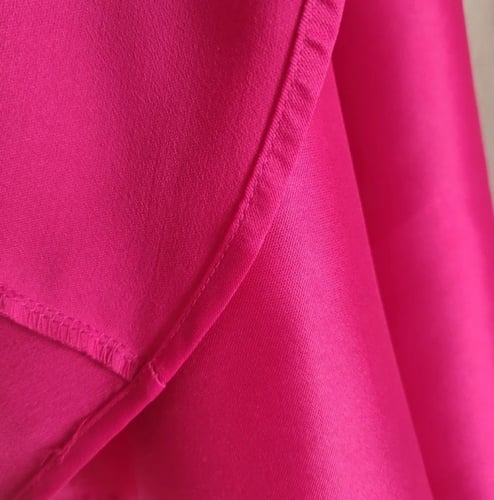 W58فستان بقصة مربعه