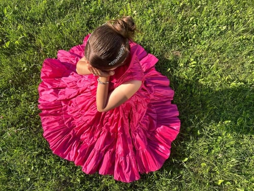 W11فستان منفوش مع ياقة