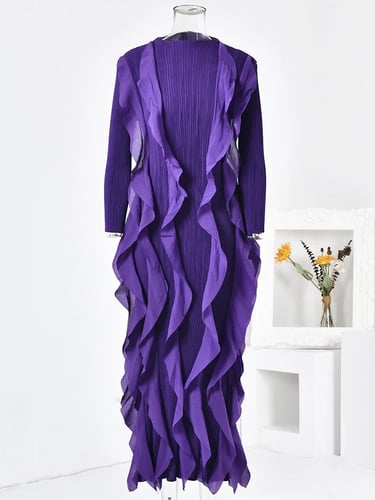 W100 فستان مكشكش ب اكمام طويله