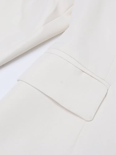 W88جاكيت رسمي اوف شولدر