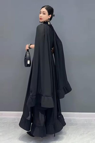 W62فستان ب اكمام طويله واسعه