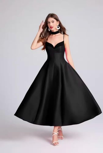 W146فستان قماش تفته منفوش