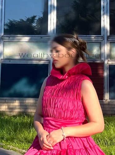 W11فستان منفوش مع ياقة