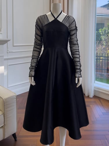 W125فستان مع اكمام شفافه