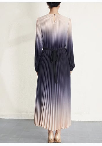 W122فستان طويل كسرات فري سايز