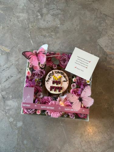 Rose and Cake