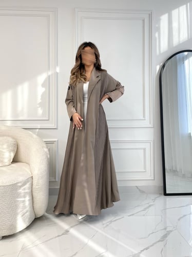 القماش كريب ملكي وكسرات