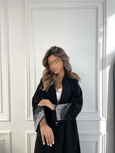 القماش كريب ملكي وخرز ياباني