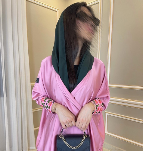 القماش حرير وردي