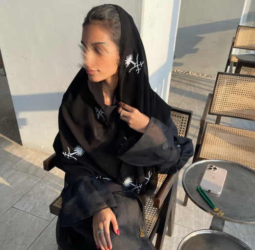 طرحه اسود تطريز فضي