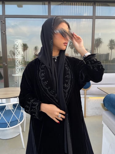 القماش مخمل اسود - خرز اسود