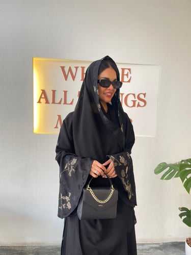 القماش كريب ملكي ، كريب مطرز اسود وفضي