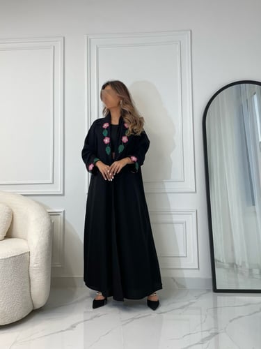 القماش كريب ملكي وخرز وتطريز