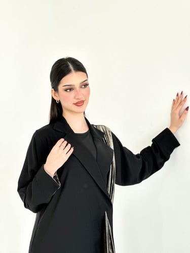 عباية شال قصة سريت مع وشاح كتف