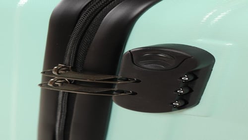 شنط سفر أنيقة