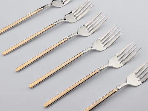 طقم ملاعق شوك فضية بمقبض ذهبي منقوش- 6 قطع