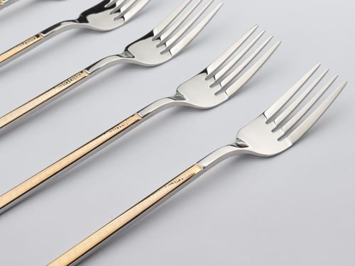 طقم ملاعق شوك فضية بمقبض ذهبي منقوش- 6 قطع