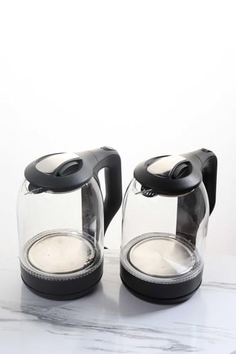 غلاية ماء زجاجية