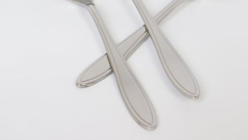 طقم ملاعق ستانلس ستيل حجم وسط عدد 6 قطع بتصميم عصر...