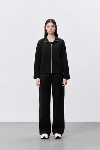 جاكيت نسائي بيكيه أسود