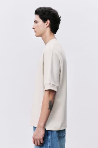 تيشيرت إنترلوك أوف وايت للجنسين