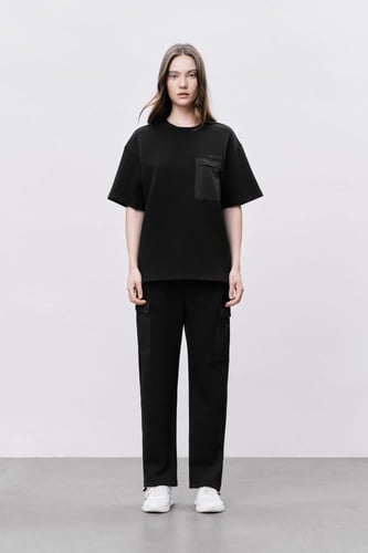 بنطال أسود للجنسين