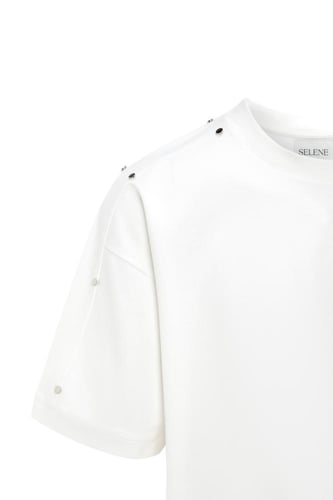 تيشيرت أوفرسايز بجيب تقني وتفاصيل على الأكتاف للجن...