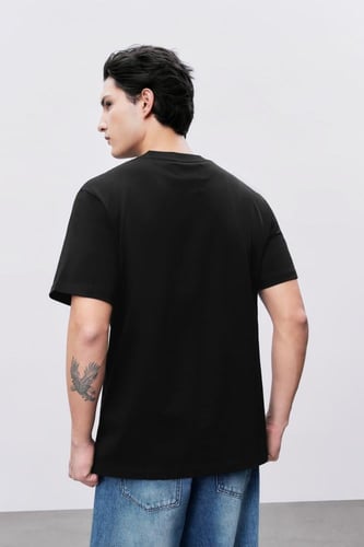 تيشرت أسود رجالي