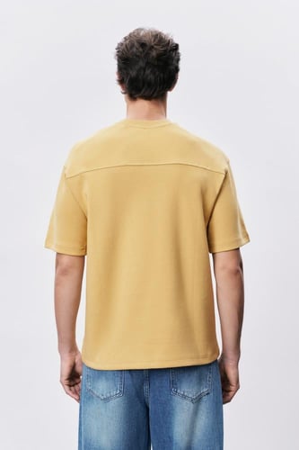 تيشيرت إنترلوك بيج للجنسين