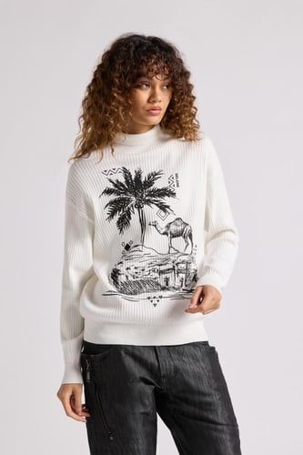 بلوفر بطباعة ورقبة عالية للجنسين أبيض