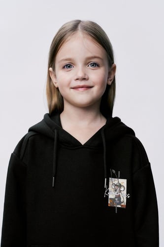 هودي أسود للأطفال