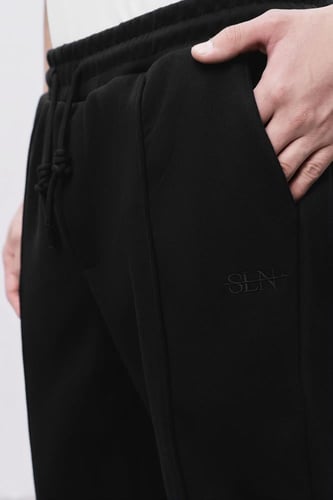 بنطال أسود رجالي