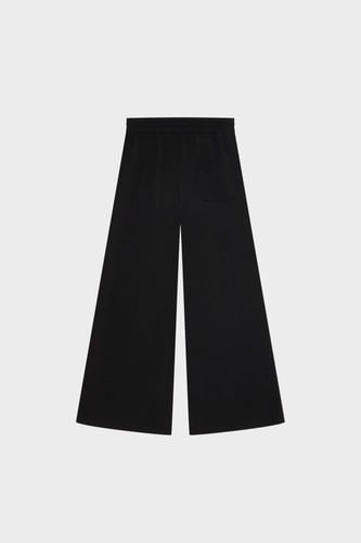 بنطال أسود نسائي