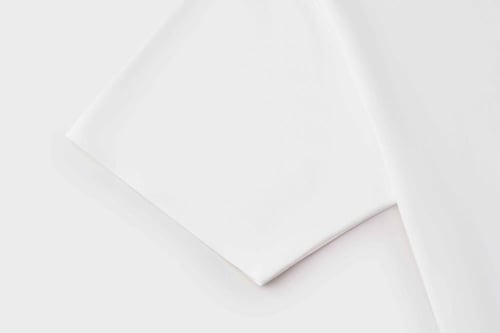 تيشرت أبيض للجنسين