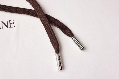 هودي أوف وايت للجنسين