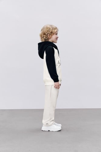 هودي أوف وايت و أسود للأطفال