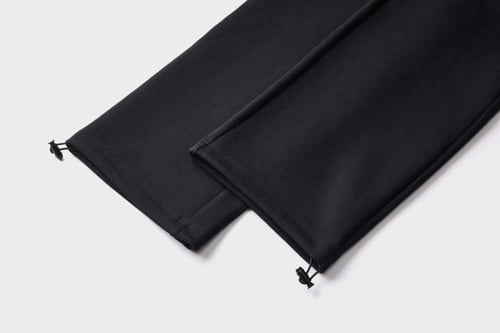 بنطال أسود للجنسين