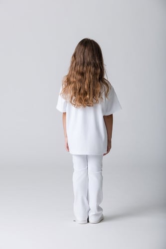 تيشيرت أواي للأطفال بقصة مريحة أبيض