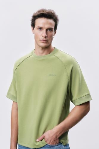 تيشيرت إنترلوك أخضر للجنسين