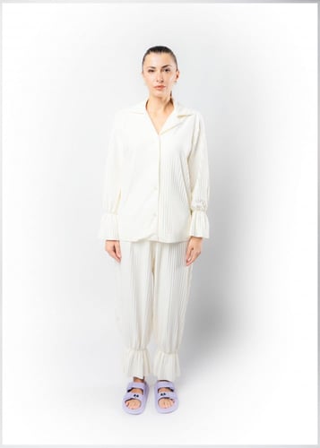 قميص نسائي بأزرار مع أربطة مطاطية عند الرسغين اوف...