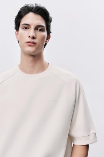 تيشيرت إنترلوك أوف وايت للجنسين