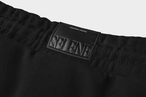 بنطال أسود رجالي