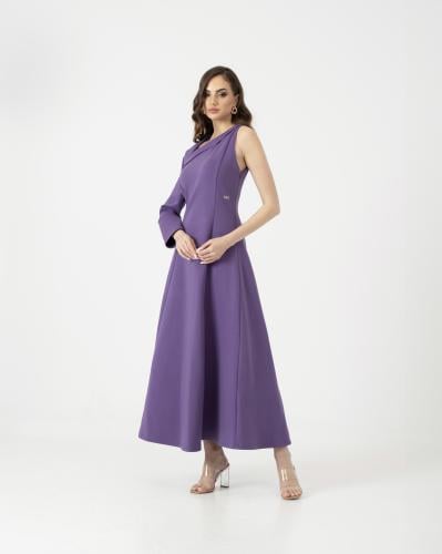 فستان بنفسجي بلمسة ساحرة