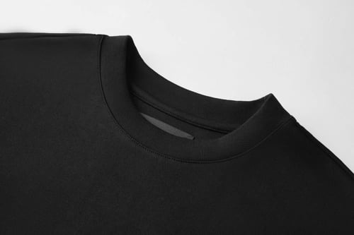 تيشرت أسود للجنسين